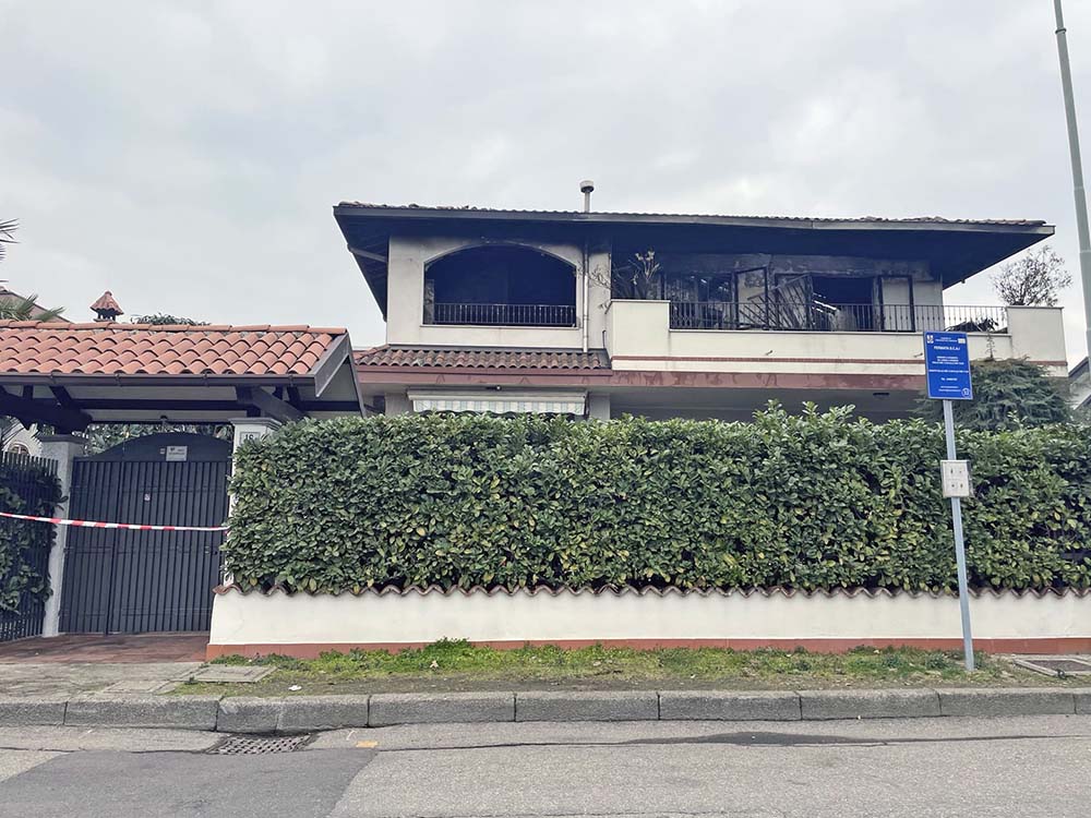 Ristrutturazione di villa bifamiliare
